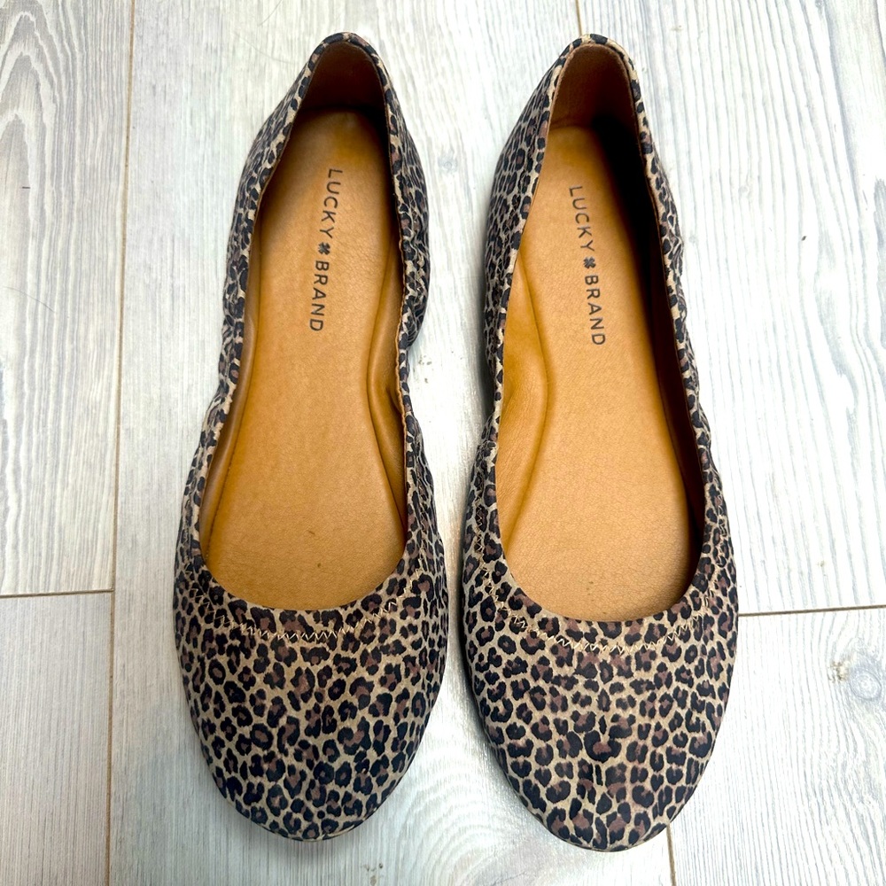 Lucky Brand Leopard Flats Size 10 EUC